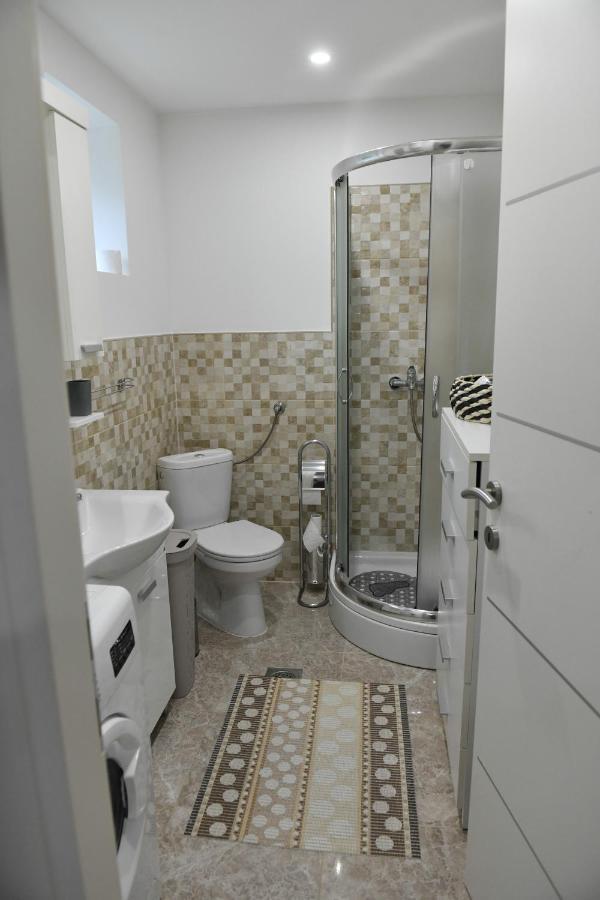 Apartman Lucia Джяково Экстерьер фото